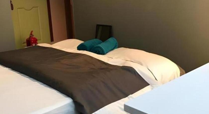 柯佩特尔经济酒店 古晋 外观 照片
